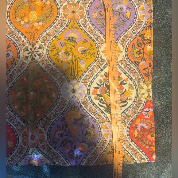 FARM Rio Multicolor Patterned Cropped Pants - Picture 16 of 16